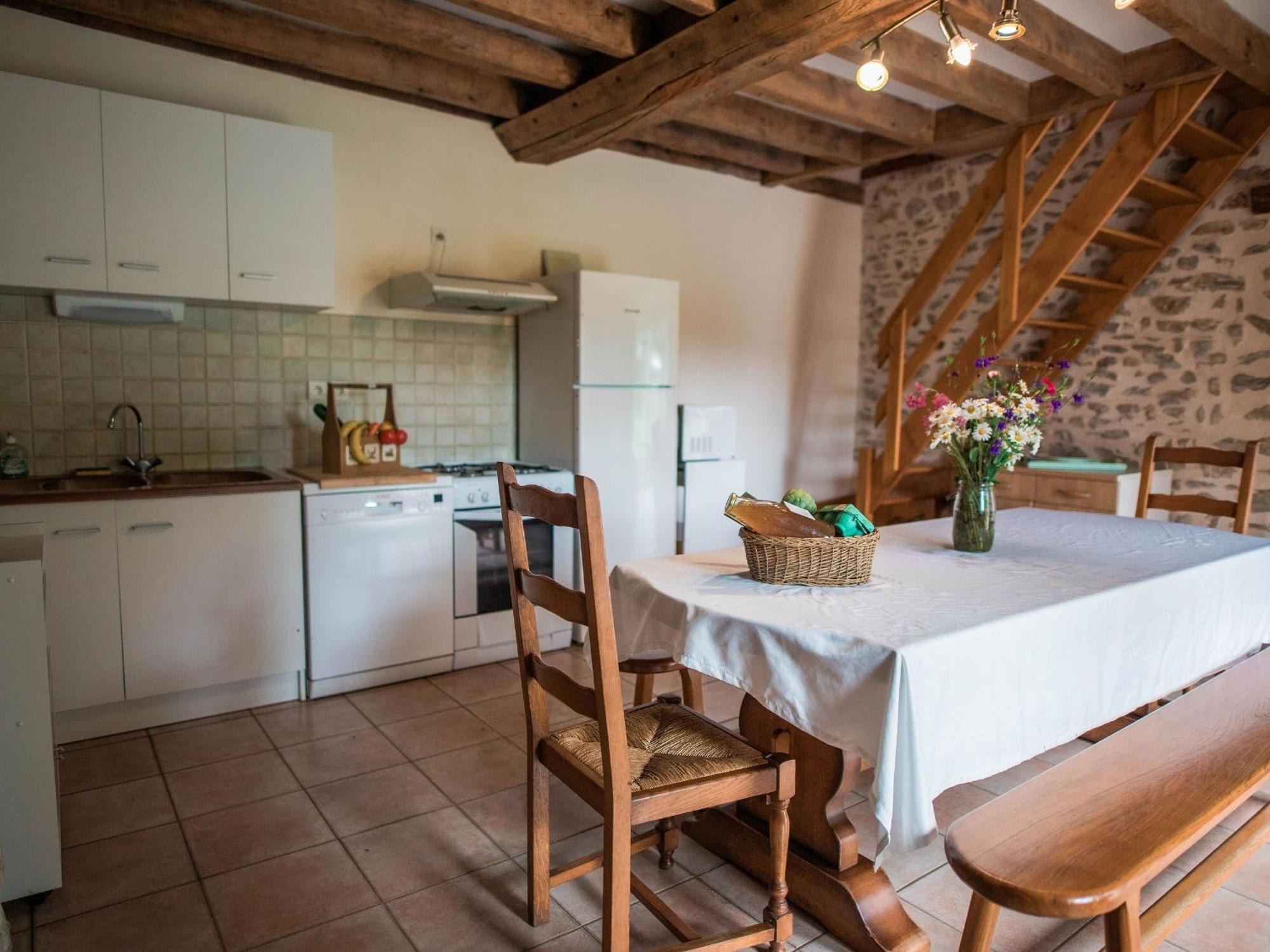 Gite De Charme Renove Avec Cheminee, Terrasse Et Proche Randonnees - Capacite 13 Pers. - Fr-1-410-179 Saint-Léonard-des-Bois Exteriör bild